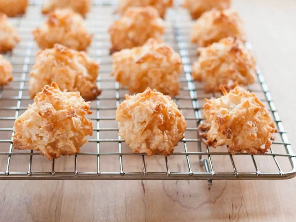 baked macaroons