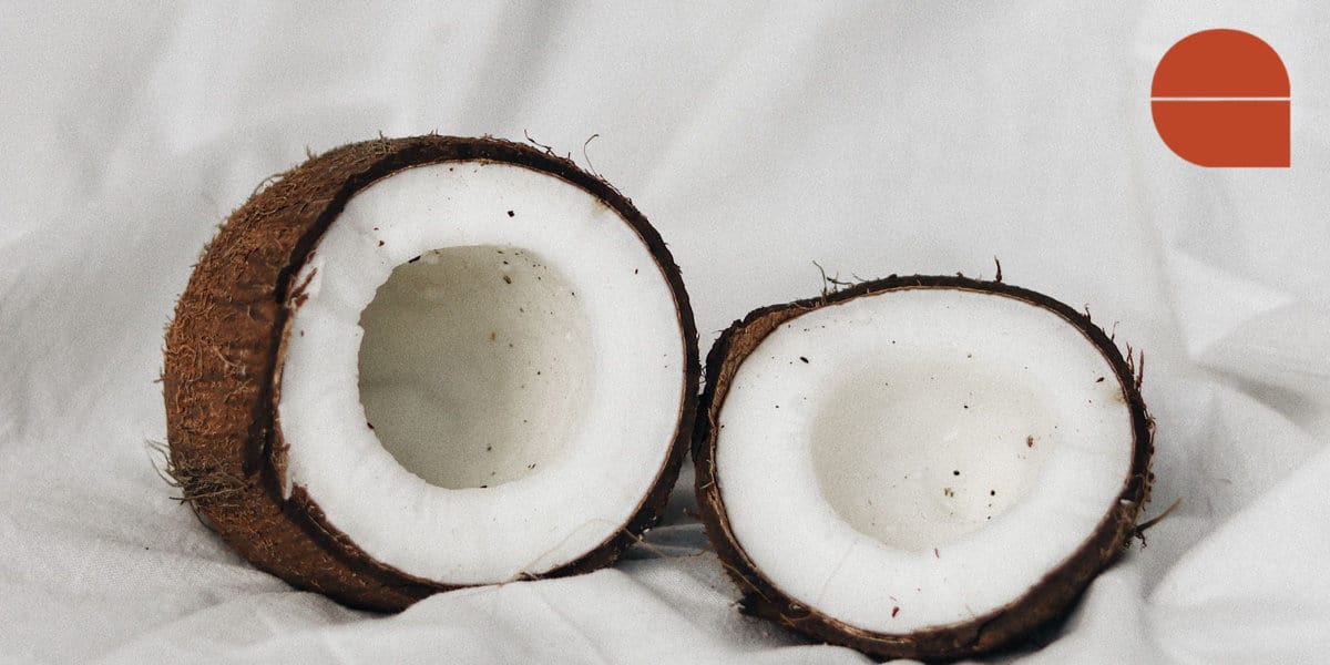 How to remove coconut oil from clothes